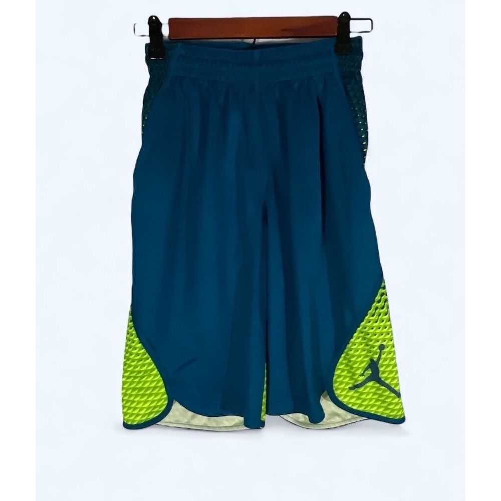 Nike Air Jordan Flight Victory Graphic‎ Basketball Shorts 800911-301 Green SMALL